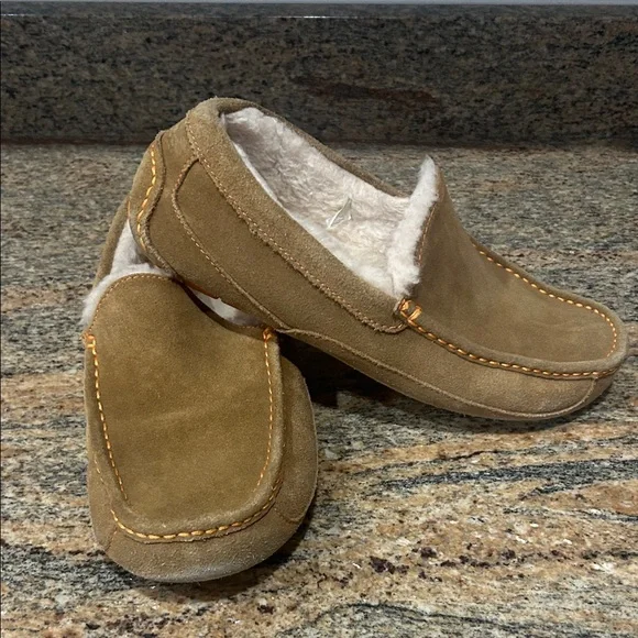 UGG Men's Brown Suede Slip-Ons - Picture 3 of 6